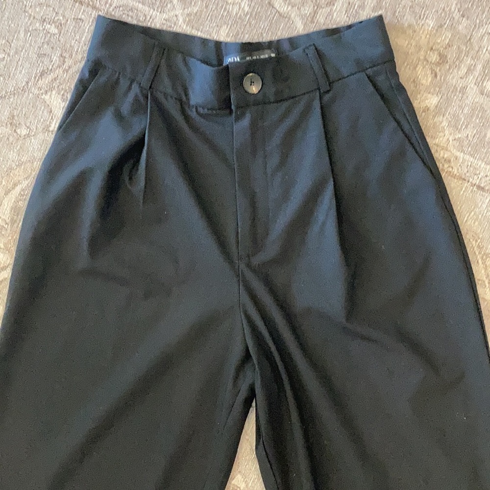 Zara high-waisted trouser, size S